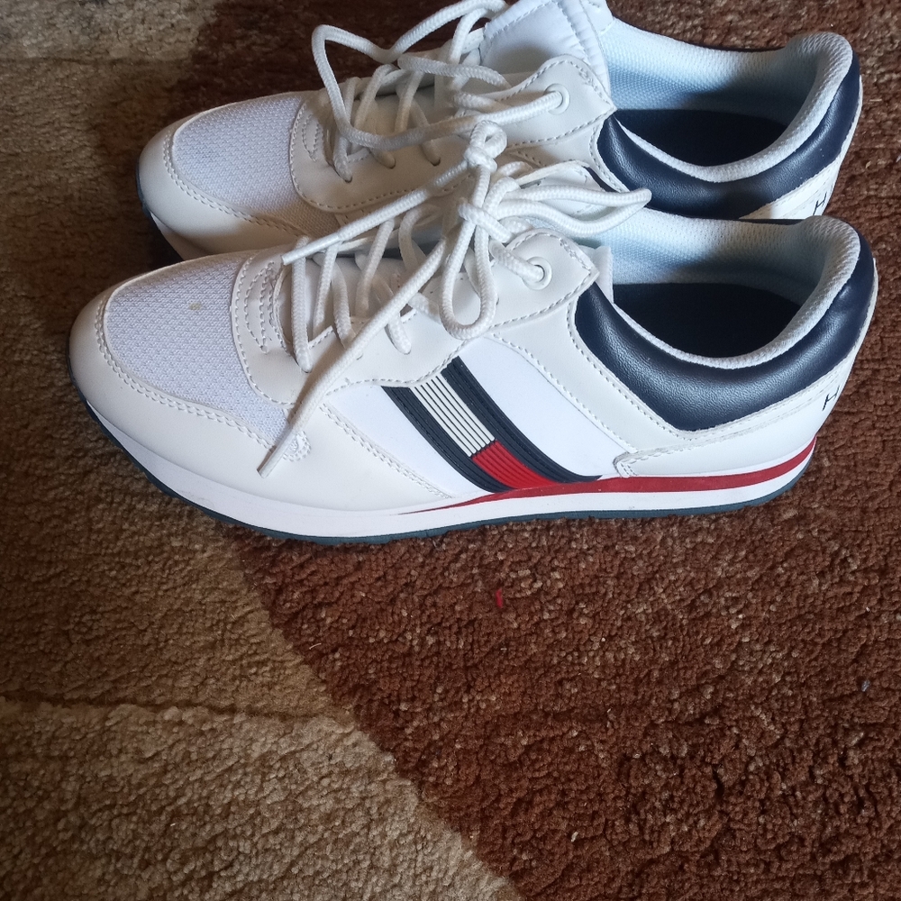 Shoes - Picture 3 of 3